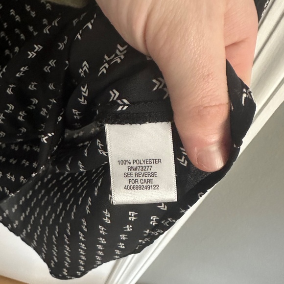 Womens Medium Candie's black and white blouse 1/4 zip long sleeved - Picture 7 of 8